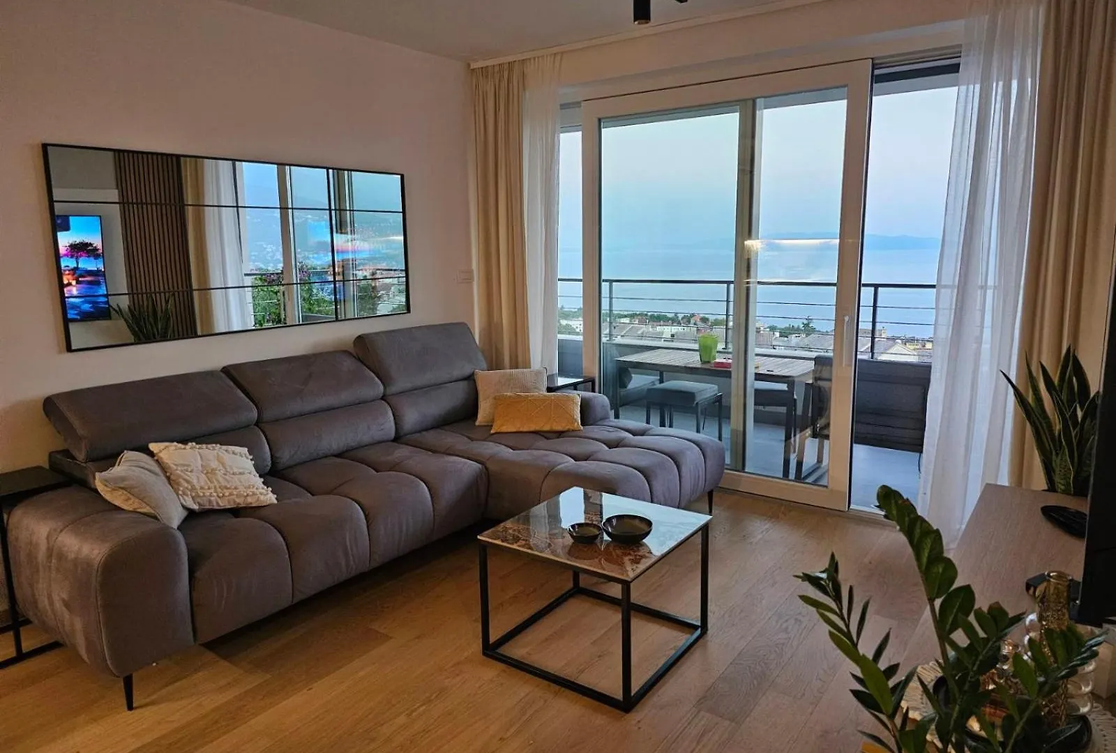 The View 180 - Cozy Panorama Apartment Kastav
